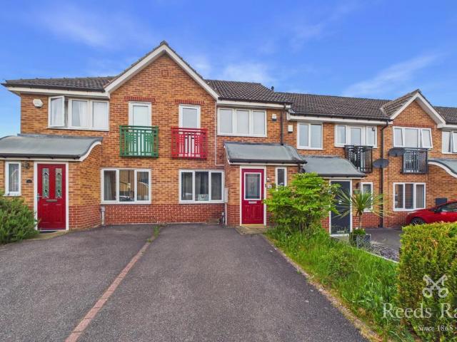 House for sale in Loundsley Green, East Midlands