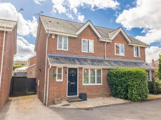 House for sale in Chepping Wycombe, Tylers Green
