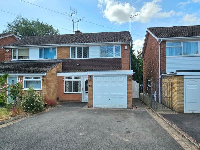 House for sale in Stourbridge, West Midlands