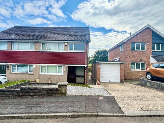 House for sale in Ynystawe, Wales
