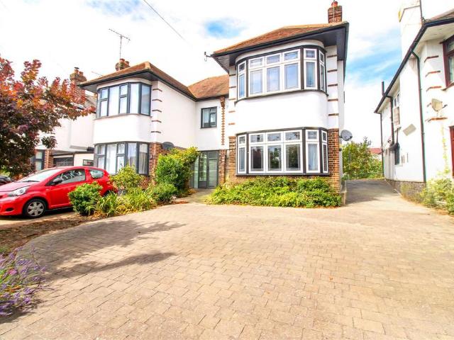 House for sale in Alton Barnes, Essex