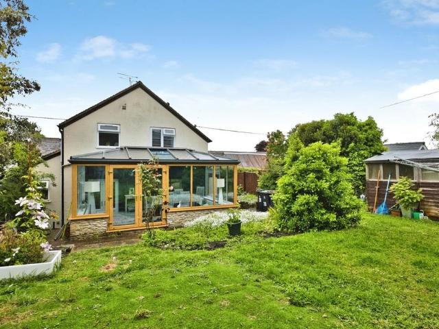 House for sale in Longburton, East Dorset