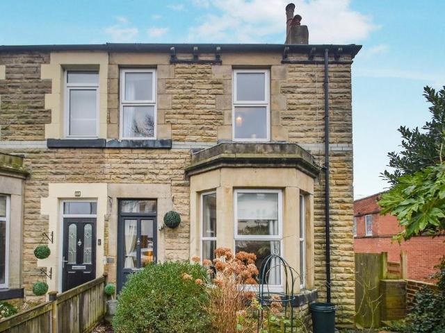House for sale in Harrogate, North Yorkshire