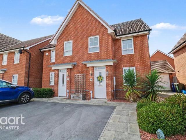 House for sale in Auckley, South Yorkshire