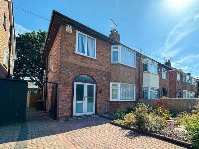 House for sale in Lower Bebington, Bebington