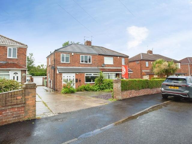 House for sale in Bramley, South Yorkshire