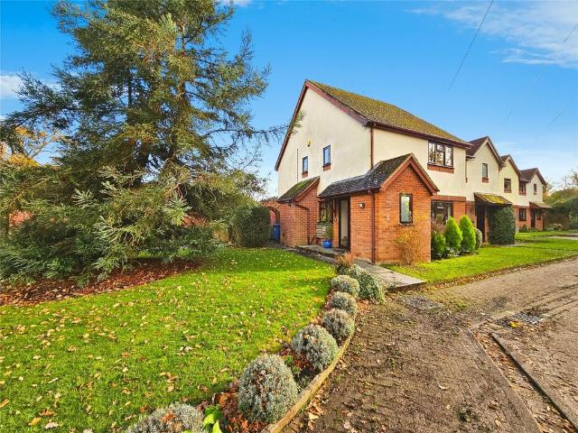House for sale in Winchfield Hurst, Hart