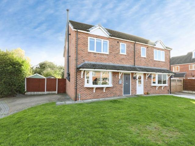 House for sale in Haslington