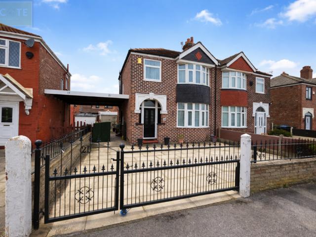 House for sale in Mosley, Trafford Park