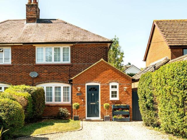 House for sale in Stokenchurch, Buckinghamshire