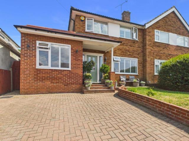 House for sale in Clewer Village, Windsor