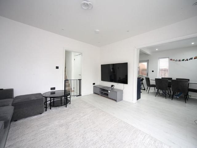 House for sale in Beecroft, Dunstable