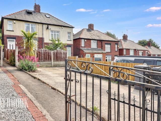 House for sale in Worsbrough, Ward Green