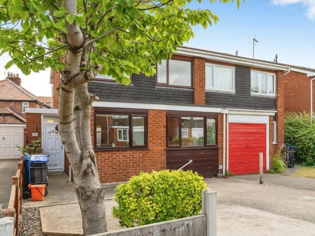 House for sale in Rhyl, Wales
