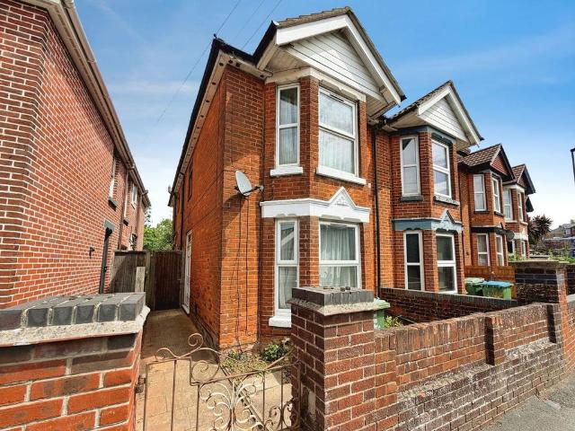 House for sale in Shirley Park, City Of Southampton