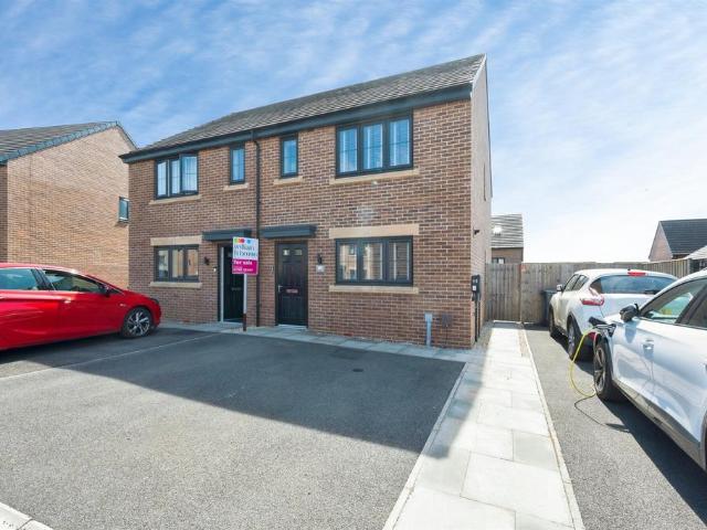 House for sale in Thurnscoe, South Yorkshire