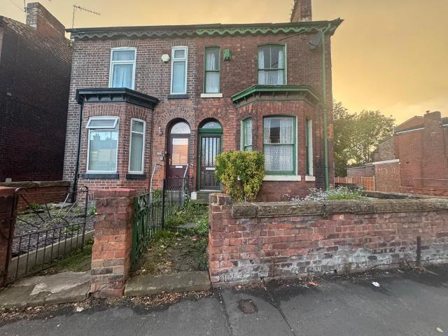 House for sale in Worsley, Salford