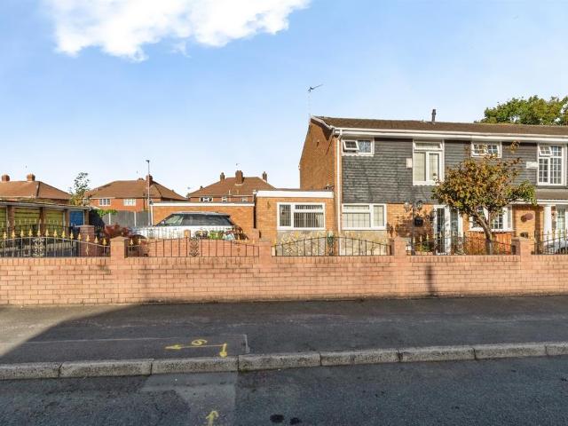 House for sale in Darlaston, Walsall