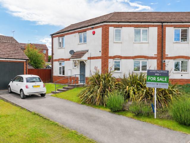 House for sale in Caldermill, East Midlands