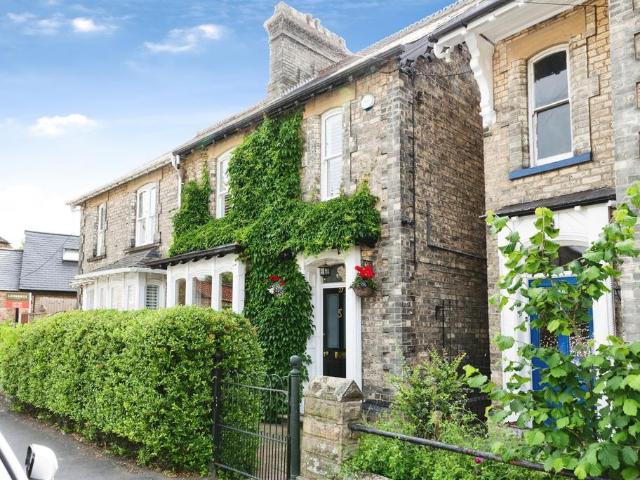 House for sale in South Cave, Riplingham