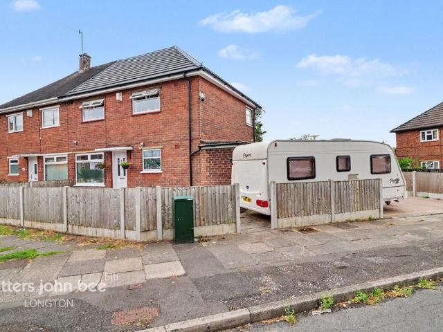 House for sale in Newstead, Longton
