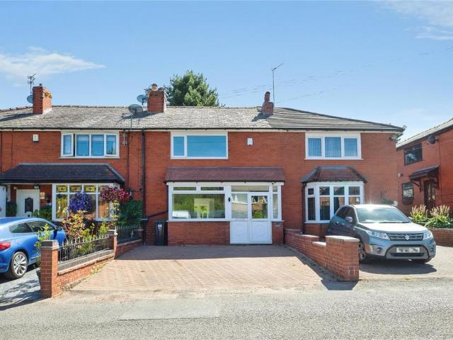 House for sale in Bowlee, Bury