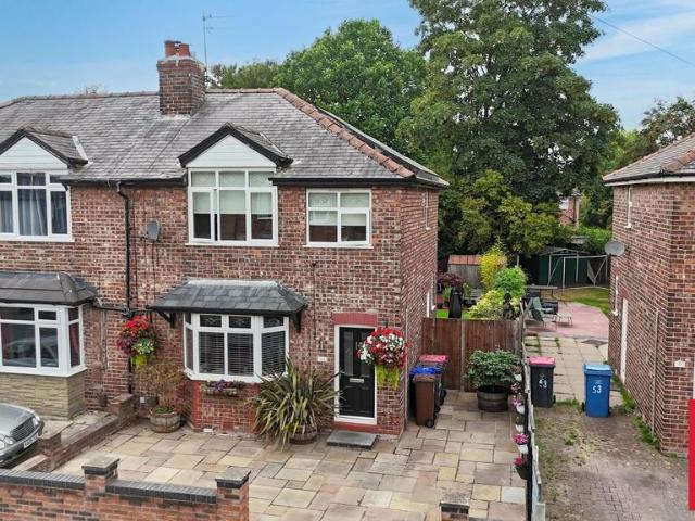 House for sale in Higher Irlam, Salford