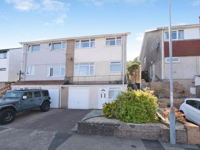 House for sale in Sebastopol, Griffithstown