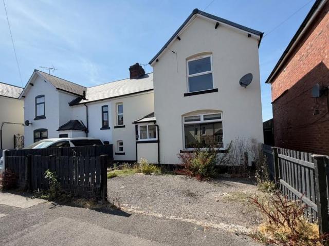 House for sale in East Midlands