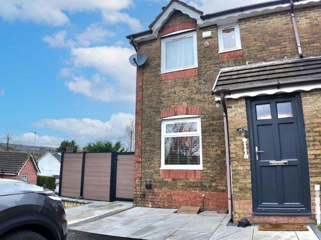 House for sale in Sirhowy, Wales