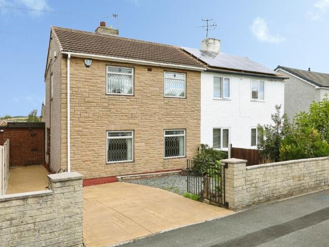 House for sale in Brackenfield, East Midlands