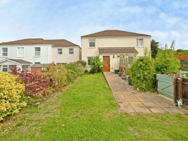 House for sale in Tuckingmill, Pool