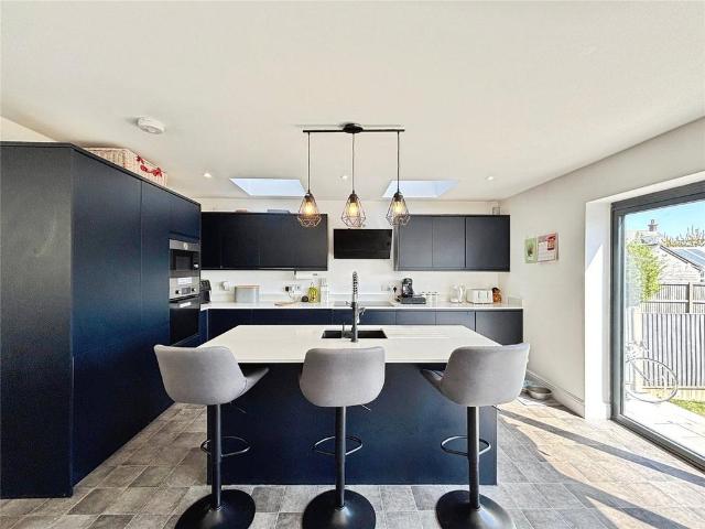 House for sale in Mill Hill, Ash