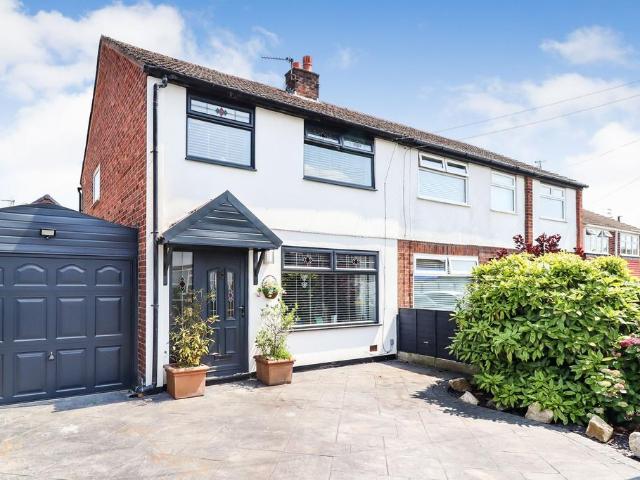 House for sale in Greystone Heath, Warrington