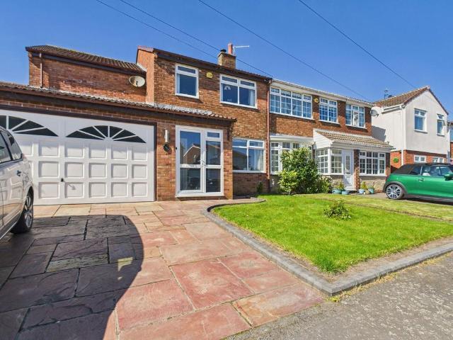 House for sale in Aughton, Town Green