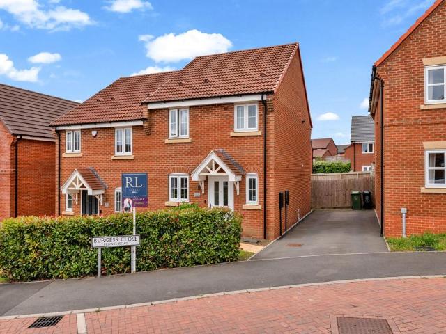 House for sale in Elmfield, Leicestershire