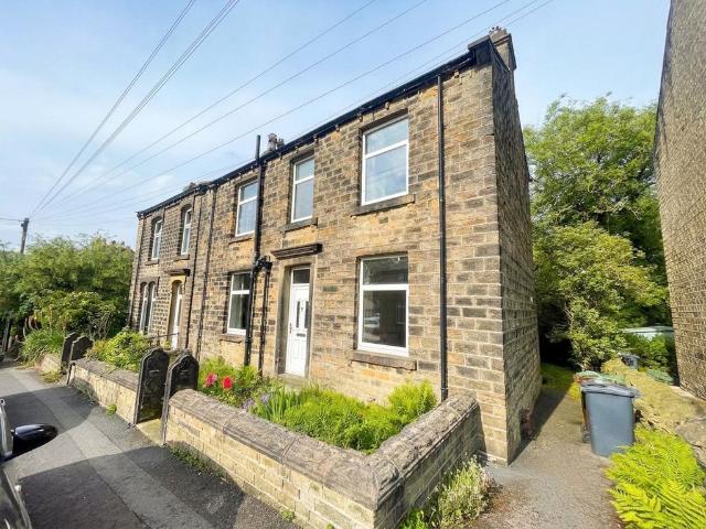 House for sale in Hill Top, Slaithwaite