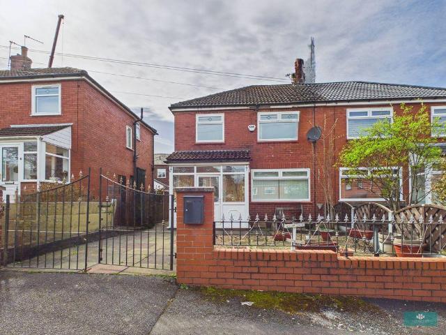House for sale in Pendock, Greater Manchester