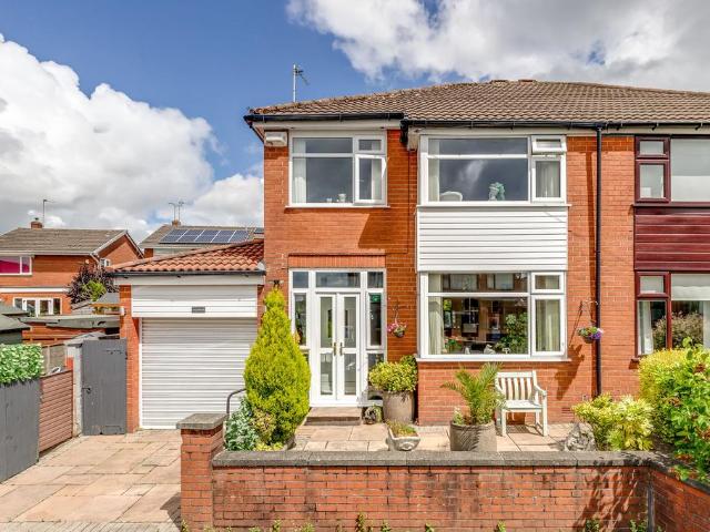 House for sale in Billinge, St Helens