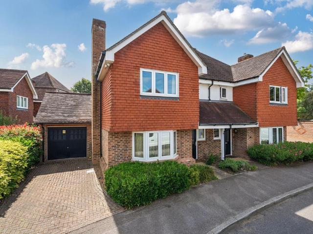 House for sale in Worplesdon, Westborough