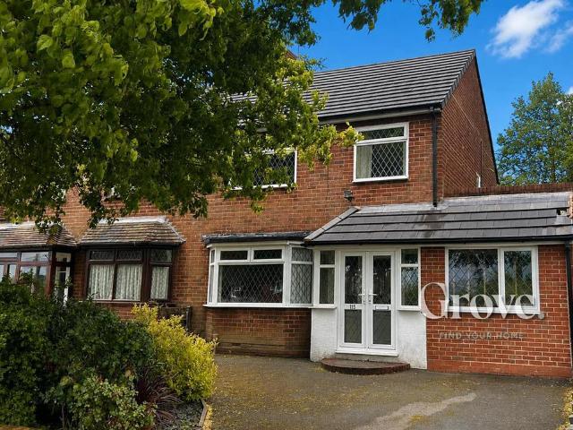 House for sale in Halesowen, West Midlands