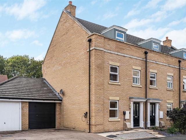 House for sale in Haverhill, West Suffolk