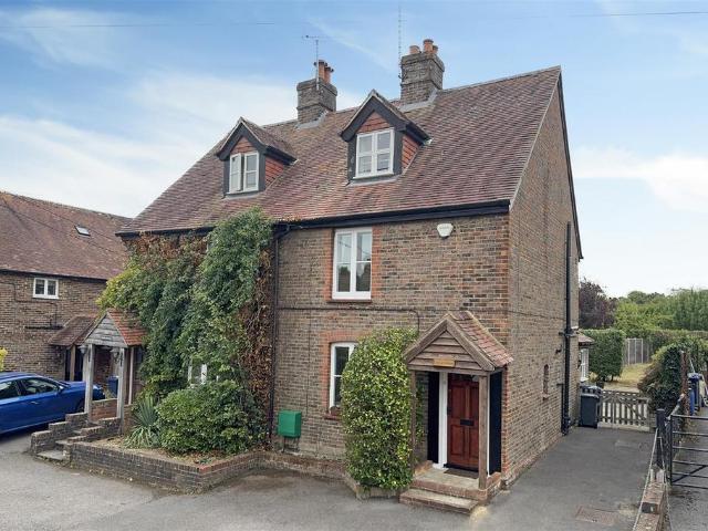 House for sale in Chiddingfold, Waverley