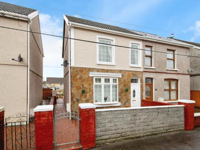 House for sale in Glynneath, Blaengwrach