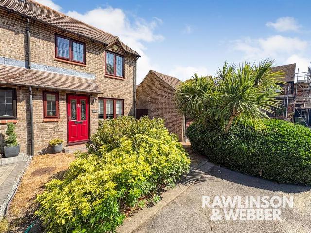 House for sale in Blackhills, Surrey