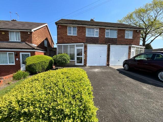 House for sale in Halesowen, West Midlands