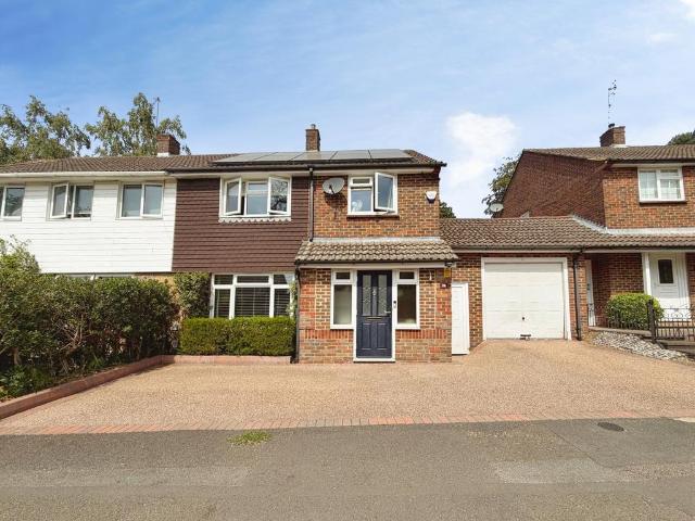 House for sale in Easthampstead, Bracknell