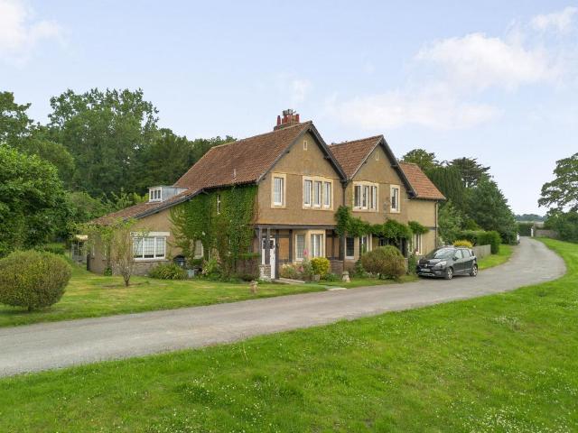 House for sale in Nailsea, North Somerset