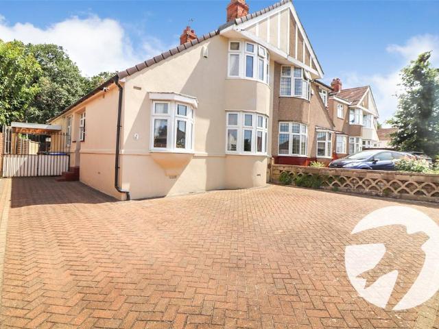 House for sale in Northumberland Heath, Greater London