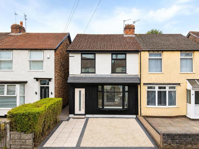 House for sale in Calderstones